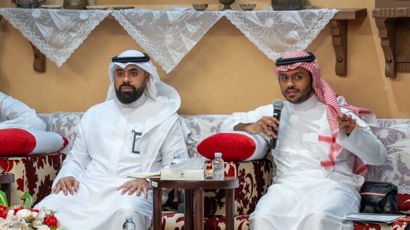 وائل طيب في المجلس الإعلامي بغرفة مكة